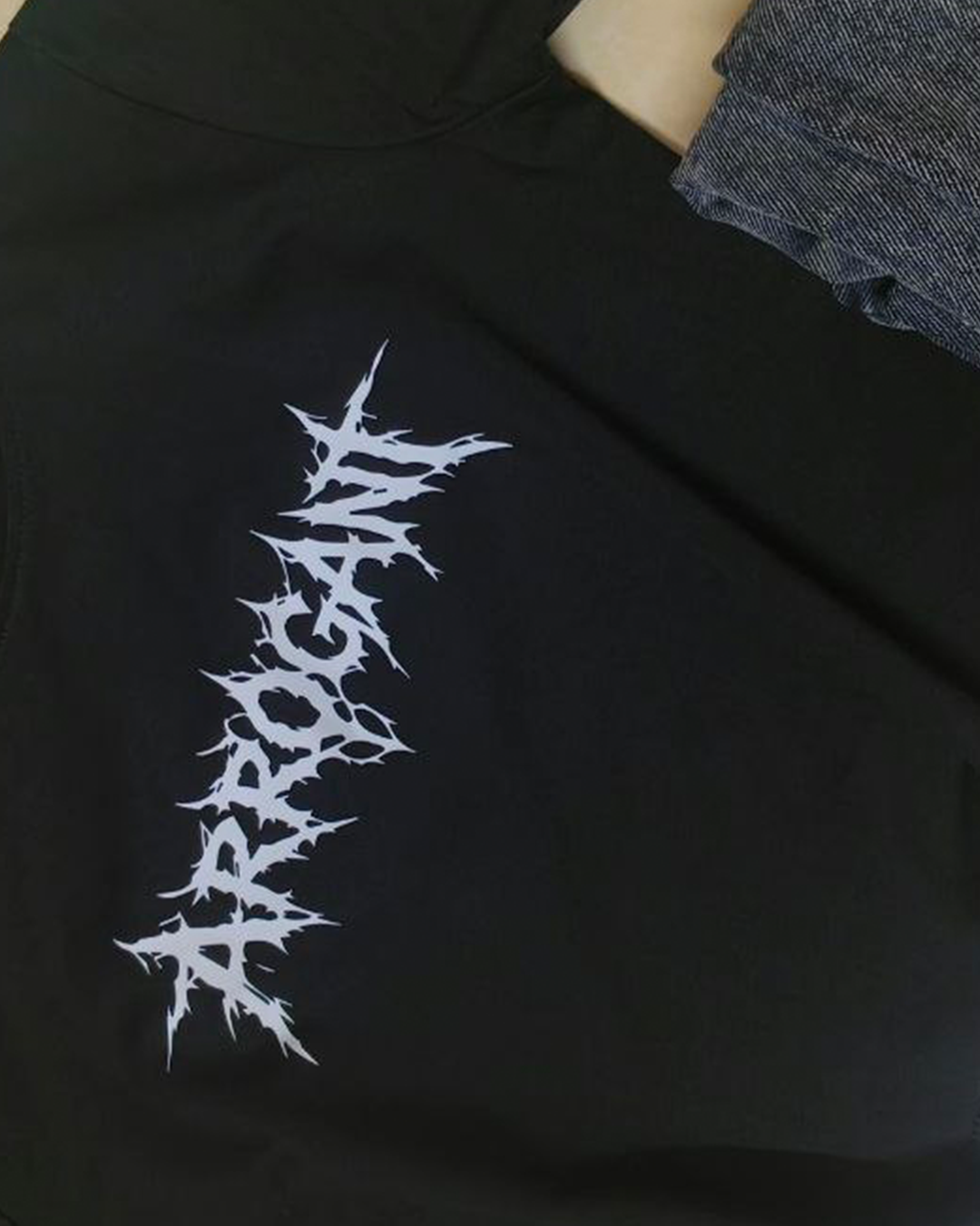 Arrogant Fitted Crop Top – MERXZ